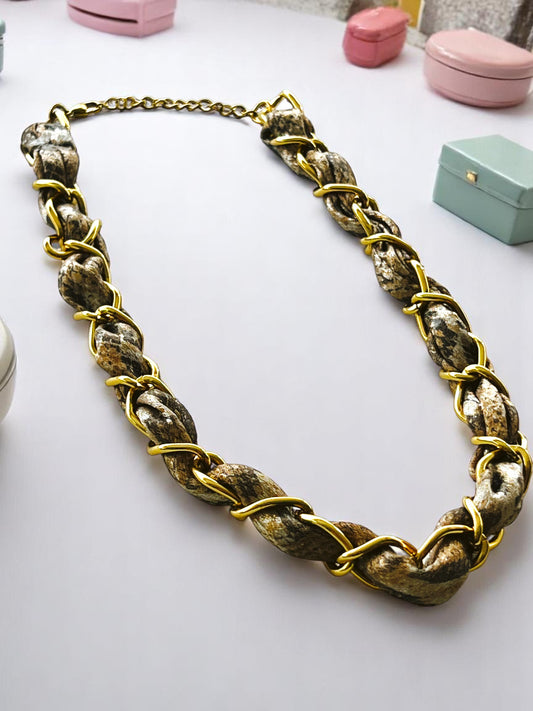 Collar Fierza