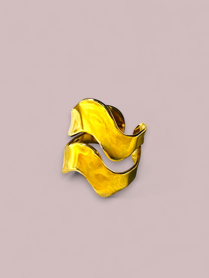 Anillo Dione