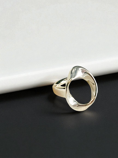 Anillo Luzia