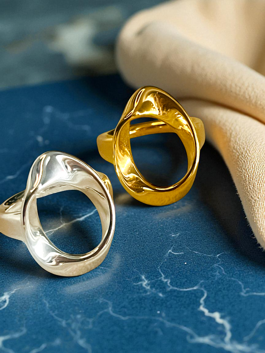 Anillo Luzia