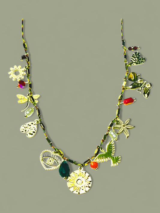 Collar incanto