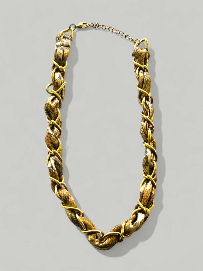 Collar Fierza