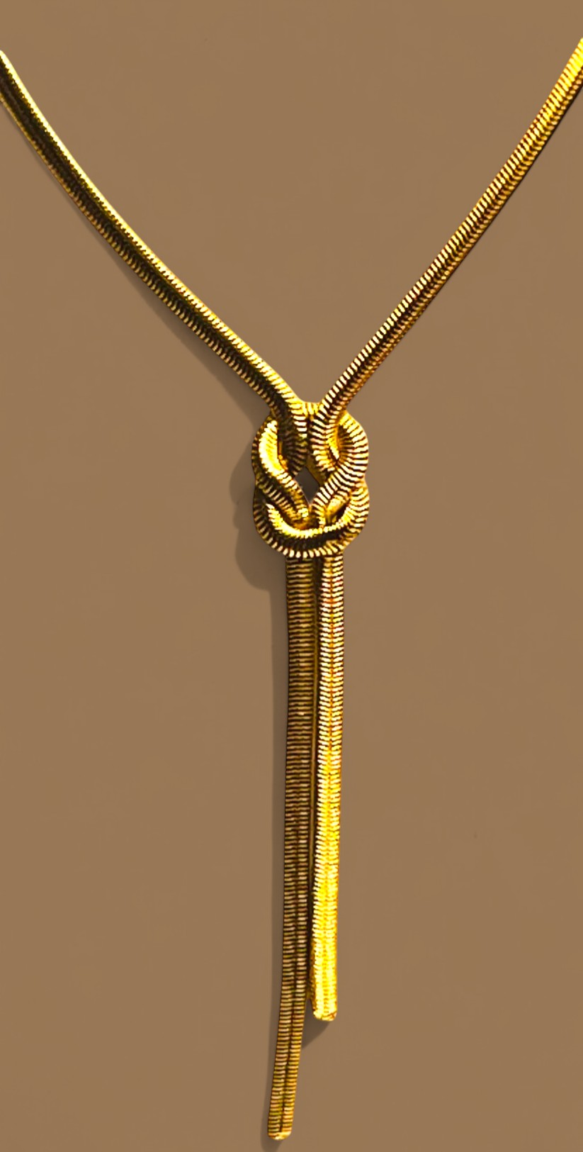 Collar Hera